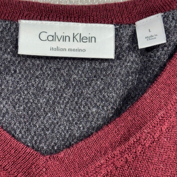 Calvin Klein‎ Italian Merino V Neck Sweater Men's Large Burgundy CK Knit - Picture 2 of 8